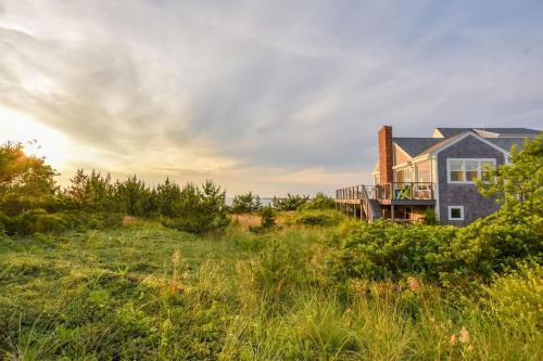 Gorgeous Architectural Waterfront Property