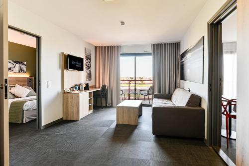 Kyriad Prestige Residence Cabourg in Дівес-Сюр-Мер