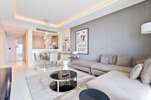 ALiving Supreme 2BR Paramount Towers Business Bay with Burj Khalifa view 6202, Dubai (photo 8)