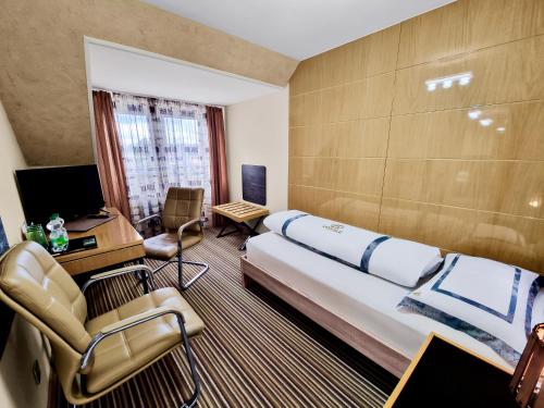 2 twin beds