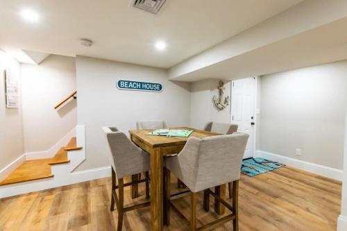 Spacious New Kitchen Central A C in ยาร์เมาท์ พอร์ต (MA)