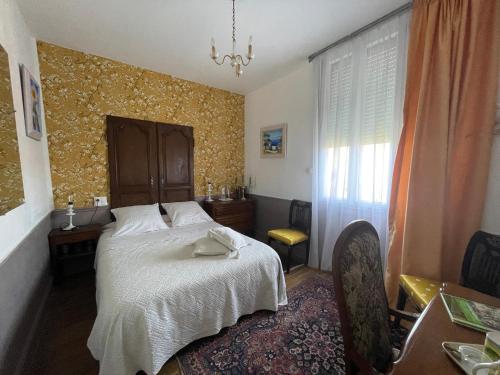 1 double bed
