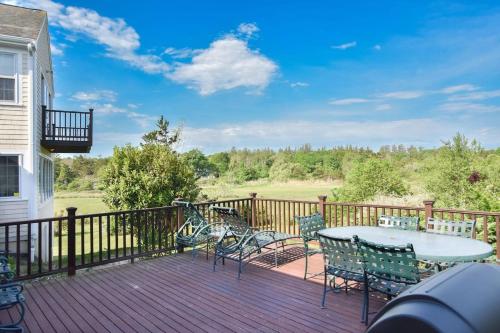 Water Views & Private Tennis Court