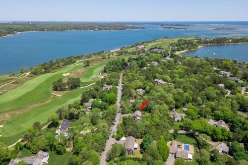 Exclusive Neighborhood 1 2 mi from Jackknife Beach