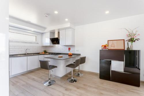 Kitchen, Villa Almargens in Campina