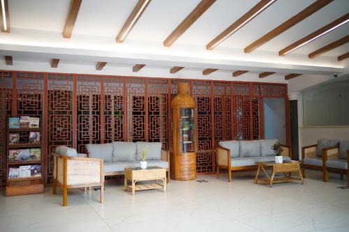 Blanket Riverside Resort & Spa - 로비