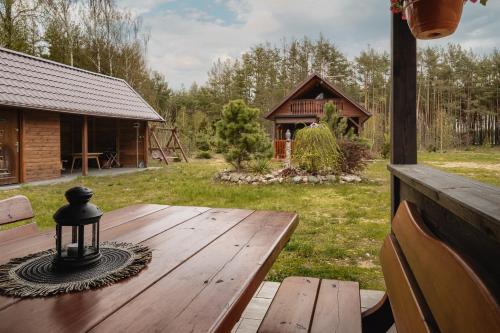 Viesnīcas āriene, Domki u Kamyka in Okoniny Nadjeziorne