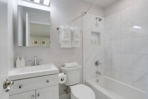 Sojourn on Duke NEW 3 BR in Alexandria