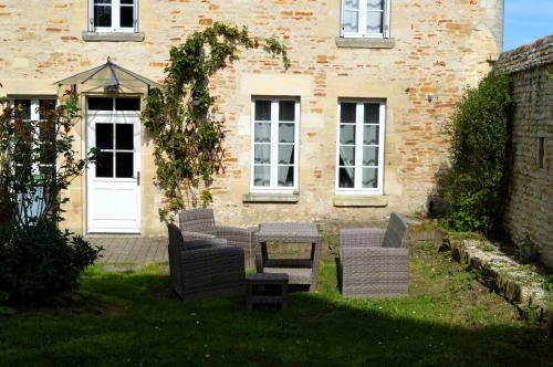 L'auberge du lavoir, maison en pierres avec jardin - Location saisonnière - Cairon