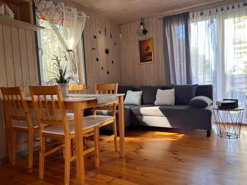 Resort EDEN - domki, pokoje, apartamenty