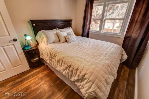 *H* NEW! Manitou Springs Downtown Retreat * in Manitou Springs, USA