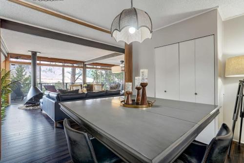 4BR Cabin Mountain Views with Fireplace in Čipitas parks (CO)