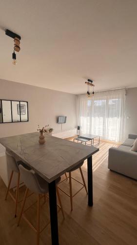 設施, Appartement 2 chambres dans résidence avec piscine et parking (Appartement 2 chambres dans residence avec piscine et parking) in 拉西奧塔