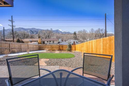 4BD Westside Vacation Home w Space & Flexibility in Colorado Springs, USA