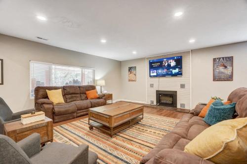 Mountain Retreat- Hot Tub- Mtn Views- Kid Friendly in Cascade-Chipita Park, USA