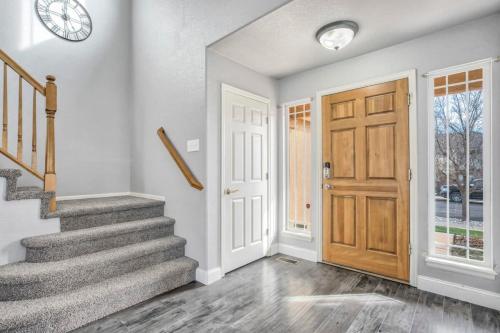 6BD Quiet Northside Mountain Views & Parks in Colorado Springs, USA