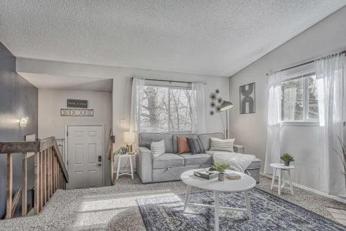 Delightful Home Amazing Location Extended Stay in Colorado Springs, USA