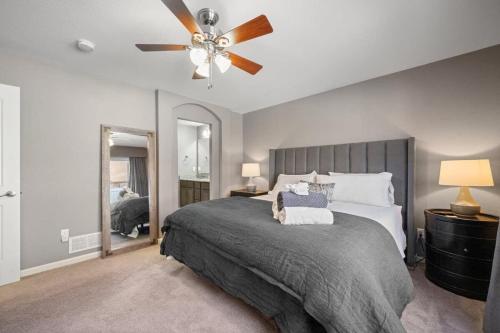 3BD Near Air Force Academy Movie Room Workspace and Grill in Colorado Springs, USA