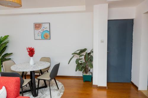 Équipements, Ruaka 2BR Haven: Urban & Lush in Ruaka