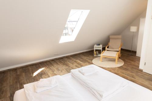BeMyGuest - 3 Zimmer Maisonette - Zentral - Klimaanlage - Aufzug, Wiesbaden (fotografie 8)
