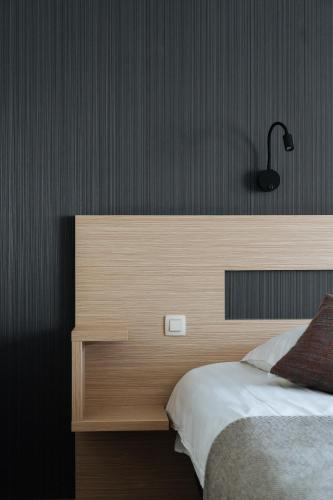 2 twin beds