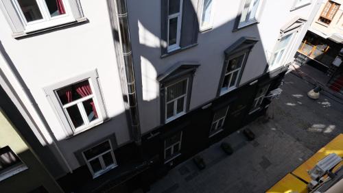 Simon Hotel 4