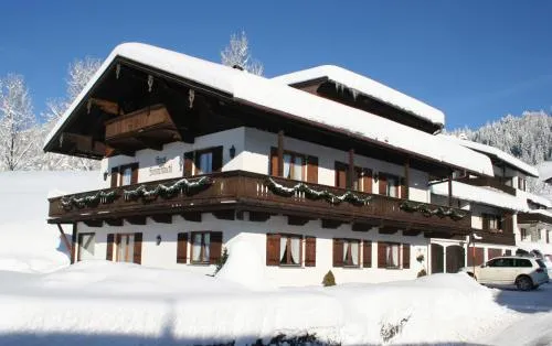 Gästehaus Sonnenbichl in Reit im Winkl, Deutschland