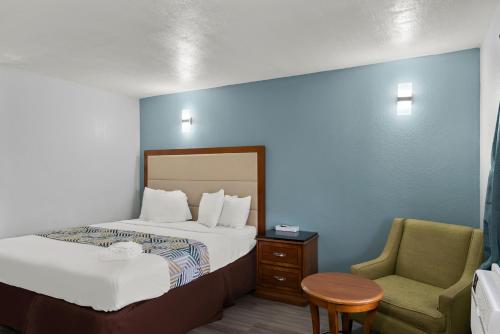 Americas Best Value Inn Bangor - image 4