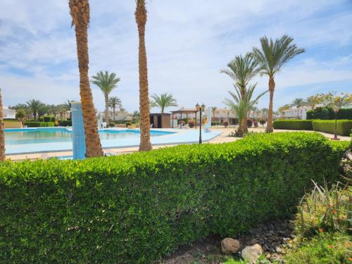 Luxury villa In Jaz Little Venice Elsokhna Golf Resort With Private Garden & Pool View - Families On in Ain Sokhna