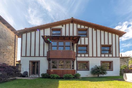  43A Nature with parking by Aston Rentals in Otañes