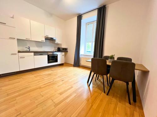 Cocina, Leoben City Apartments - Premium Apartments 24 7 in Leoben