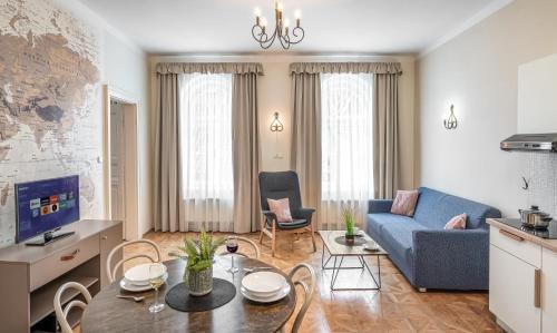 Two-Bedroom Apartment  Africa room in 6 Continents Apartments by Adrez