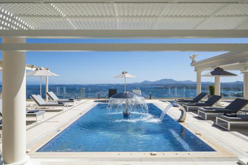 Villa Monte Leone by Konnect with Pool, Hot Tub, Spa Room & Stunning Seaview
