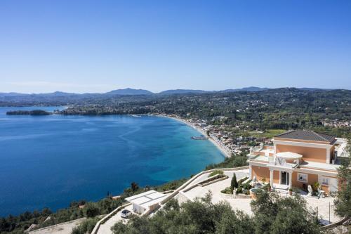 Villa Monte Leone by Konnect with Pool, Hot Tub, Spa Room & Stunning Seaview