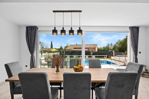 Iekārtas, Villa Camelie near Barban for 10 people with playground for children, fitness & pet friendly in Grandici
