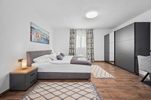 Villa Camelie near Barban for 10 people with playground for children, fitness & pet friendly in Grandici