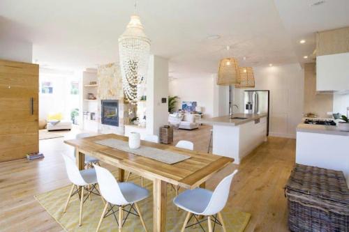 Freshwater Beach House - image 2