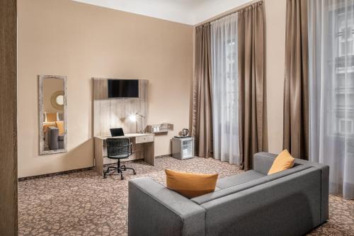 Palac U Kocku - image 10