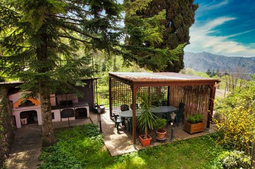 Kert, Oasi Verde in Castiglione Chiavarese