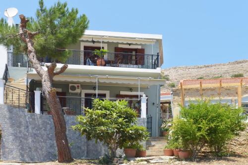 A szálláshely kívülről, Captain Ilias House Chalki in Halki