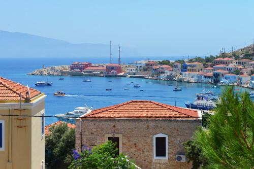Kilátás, Captain Ilias House Chalki in Halki