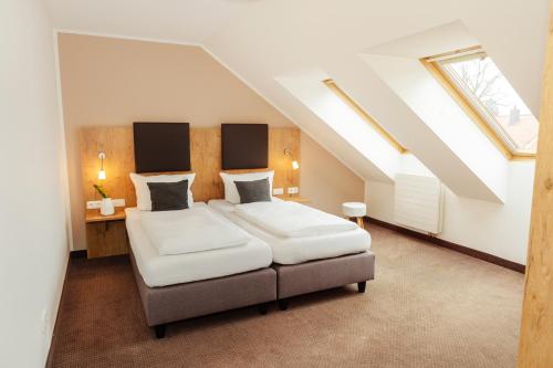 Am Hachinger Bach - main image