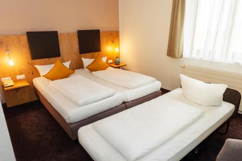Hotel am Hachinger Bach by Blattl – Neubiberg, AZ