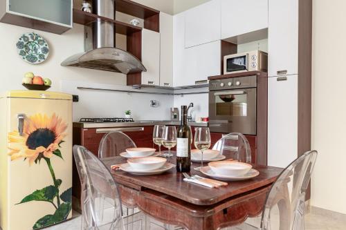 Hostly-Volturno Suite Apartment-Center of Rome, Roma (foto 9)