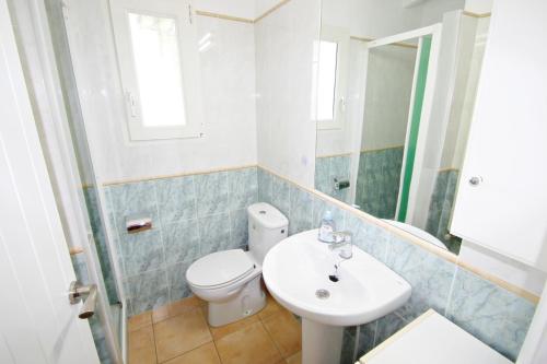 Golondrina - panoramic hillside holiday house in Moraira - image 5