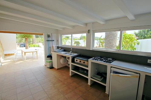 Two-Bedroom Villa image 7
