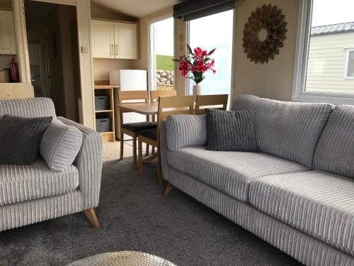 Beautifully Presented 2 Bedroom Static Caravan Beautifully Presented 2 Bedroom Static Caravan