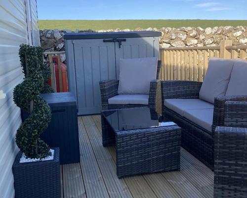 Beautifully Presented 2 Bedroom Static Caravan Beautifully Presented 2 Bedroom Static Caravan