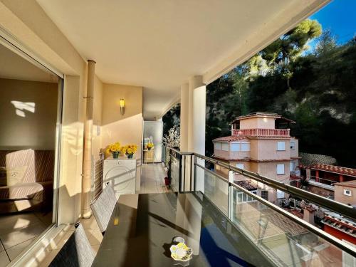 Modern One Room Apartment Near Mc gîte à louer Les Moneghetti