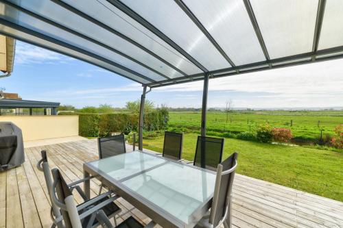 Charming house with garden terrace and view of the nature reserve - Location saisonnière - Varaville
